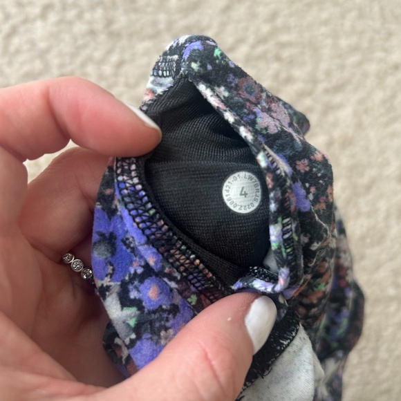 Lululemon Align High-Rise Short 6" Flower Burst Multi Size 4 - Picture 8 of 8